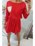 Šaty s flitrovým vreckom červené