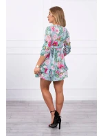 Kvetinové šaty s viazaním v páse v mätovej farbe Kvetinové šaty s viazaním v páse v mätovej farbe