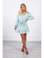 Šaty s odhalenými ramenami a čipkou tmavo mätovej farby Šaty s odhalenými ramenami a čipkou tmavo mätovej farby