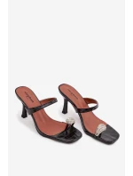 Dámské lodičky na jehlové podpatku s ozdobným detailem Černé Lorissa