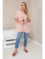 Blúzka nadrozmernej veľkosti s príveskom tmavo púdrovo ružovej farby