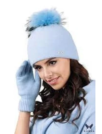 Dámska čepice¨s kožušinovou brmbolcom Mediolan-PN modrá - Kamea