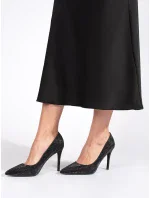 Jedinečné čierne lodičky pre ženy na širokom podpätku Jedinečné čierne lodičky pre ženy na širokom podpätku