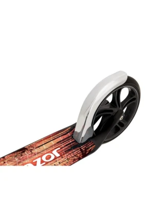 Kolobežka Razor A5 Lux 13073067 (čierna)