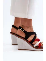Čierne sandále na klinoch Ellen Strappy