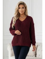 661-1 Teplý oversize sveter s vlnenou väzbou a výstrihom do V - bordový