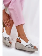 Sandały Damskie Z Naturalnej Skóry Na Koturnie Artiker 56C0958 Białe