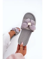 Klapki Damskie Z Ozdobą Na Niskiej Platformie Szare Cedrella