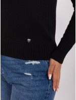 Čierny krátky sveter vo väčšej veľkosti s viskózou