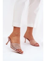 Žabky na podpätku model 212157 Krok vo veľkom štýle