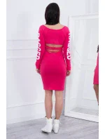 Roztrhané fuchsiové šaty Roztrhané fuchsiové šaty