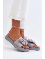 Klapki Damskie Z Ozdobą Na Niskiej Platformie Szare Cedrella