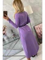 Šaty s ozdobným pásikom a nápisom purple