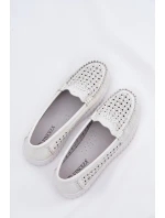 Skórzane Mokasyny Damskie Z Ażurowym Wzorem Vinceza 88028 Białe