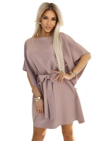 287-37 SOFIA Motýlie šaty so zaväzovaním v páse - MOCHA MOUSSE 287-37 SOFIA Motýlie šaty so zaväzovaním v páse - MOCHA MOUSSE