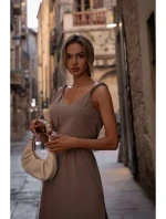 M791 Maxi šaty s hlbokým výstrihom do V - kakaové M791 Maxi šaty s hlbokým výstrihom do V - kakaové