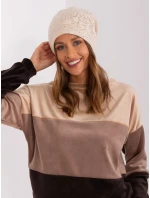 AT CZ 23250 cap.01P svetlo béžová