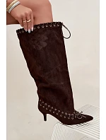 Čokoládové semišové čižmy Kitten Heel s ozdobným šnurovaním Juletta Čokoládové semišové čižmy Kitten Heel s ozdobným šnurovaním Juletta