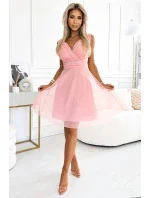 541-2 CELESTINA Elegantné tylové šaty s výstrihom a mašľou - BRUCE PINK 541-2 CELESTINA Elegantné tylové šaty s výstrihom a mašľou - BRUCE PINK