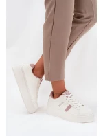 Dámske tenisky na platforme Big Star - biele Dámske tenisky na platforme Big Star - biele