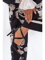 Sandále na podpätku model 211369 Vykročte štýlovo