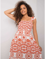 Dlhé biele a oranžové vzorované šaty