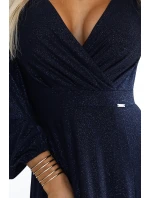 572-1 Dlhé trblietavé šaty NELA s výstrihom a dlhými rukávmi - ZELENÉ