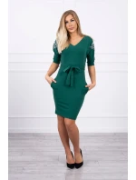 Šaty s krídlami na ramenách zelené Šaty s krídlami na ramenách zelené