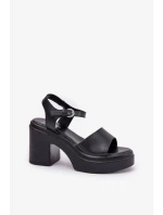 Sandále na podpätku 78-185 čierne - Vykročte štýlovo