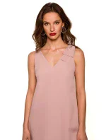 K128 Jednofarebné šaty áčkového strihu s mašľou - krepová ružová K128 Jednofarebné šaty áčkového strihu s mašľou - krepová ružová