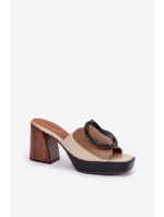 Klapki Damskie Na Słupkowym Obcasie Z Klamrą Ciemnobeżowe Amuria