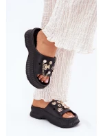 Piankowe Klapki Damskie Ze Złotymi Przypinkami Czarne Hortiana