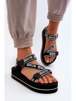 Sandále model 198196 Krok vo veľkom štýle