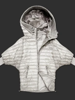 Dámska netopieria bunda v ecru farbe Minority (P3-6913-12)