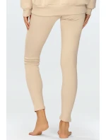 Dkaren Oseye-Le farba:béžová