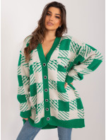 Zeleno-béžový oversize sveter s geometrickým vzorom