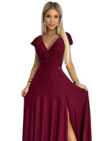 CRYSTAL - Dámske dlhé lesklé šaty vo vínovej farbe s výstrihom 411-8
