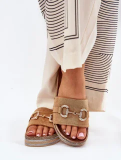 Žabky na platforme model 210758 Krok vo veľkom štýle