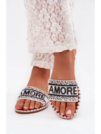 Klapki Damskie Na Płaskim Obcasie Ze Zdobieniem Amore Białe Avelina