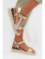 Kožené dámské sandály na platformě D&A CR61-3078 Zlaté