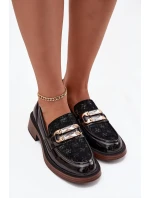 Skórzane Lakierowane Mokasyny Damskie Z Ozdobnym Detalem D&A MR52-173 Czarne Skórzane Lakierowane Mokasyny Damskie Z Ozdobnym Detalem D&A MR52-173 Czarne