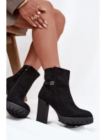 Ocieplane Botki Damskie Na Słupku Z Ozdobnym Paskiem Czarne Zayna