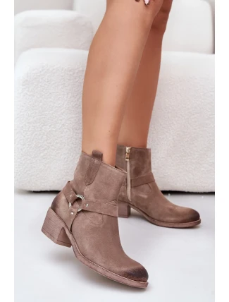 Topánky na podpätku model 201176 Krok vo veľkom štýle