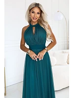 662-4 Elegantné večerné maxi šaty s výstrihom za krkom, tylom a viazaním v páse – zelené 662-4 Elegantné večerné maxi šaty s výstrihom za krkom, tylom a viazaním v páse – zelené