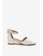 Połyskujące Sandałki Dziewczęce Na Niskim Obcasie Białe Ainare Połyskujące Sandałki Dziewczęce Na Niskim Obcasie Białe Ainare