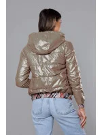 Dámska krátka bunda s ozdobným lemovaním béžová (B8030-12) Dámska krátka bunda s ozdobným lemovaním béžová (B8030-12)