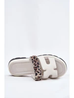 Skórzane Klapki Damskie Z Rzepem Panterka Vinceza 66769 Jasnobeżowe