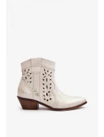 Topánky na podpätku model 193147 Krok vo veľkom štýle Topánky na podpätku model 193147 Krok vo veľkom štýle