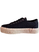 Dámske topánky W LCW-24-44-2424LA čierne – Lee Cooper