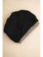 Dámska zimná čiapka z vlny s pleteným vzorom K443 black + cappuccino